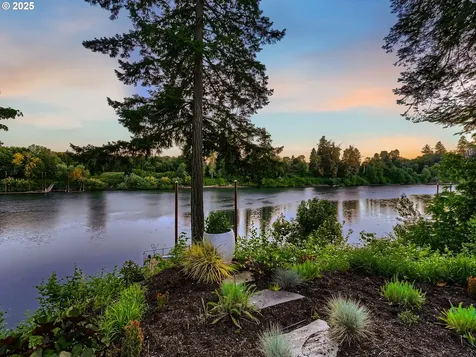 34560 NE Wilsonville Road Newberg OR 97132