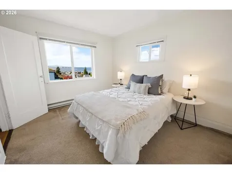 3496 Harrison Avenue Astoria OR 97103