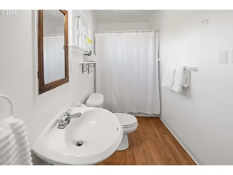 3496 Harrison Avenue Astoria OR 97103