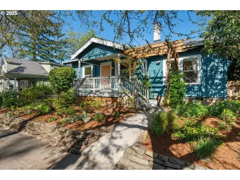 4618 NE 26th Avenue Portland OR 97211