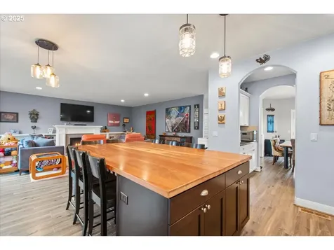 14109 NW 56th Avenue Vancouver WA 98685