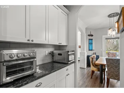 14109 NW 56th Avenue Vancouver WA 98685