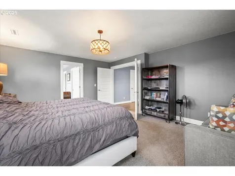 14109 NW 56th Avenue Vancouver WA 98685