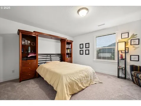 14109 NW 56th Avenue Vancouver WA 98685