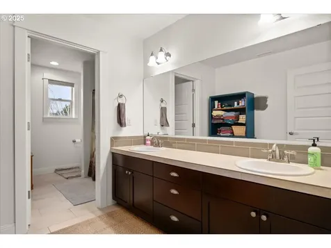 14109 NW 56th Avenue Vancouver WA 98685