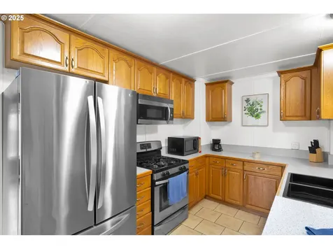741 S 8th Street Cottage Grove OR 97424