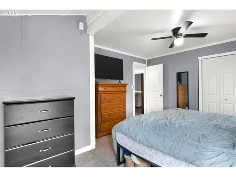 741 S 8th Street Cottage Grove OR 97424