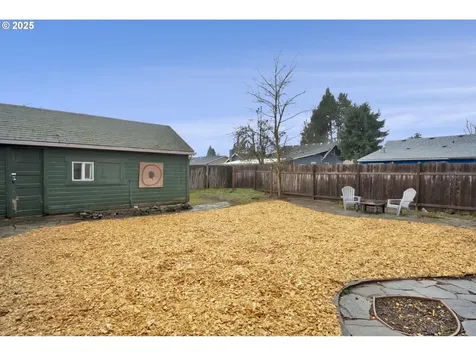 741 S 8th Street Cottage Grove OR 97424