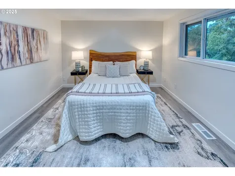 10525 SW 63rd Drive Portland OR 97219