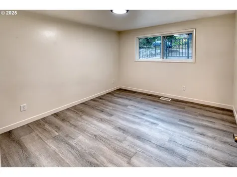 10525 SW 63rd Drive Portland OR 97219