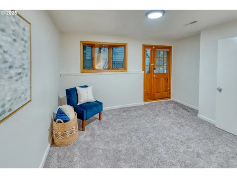 10525 SW 63rd Drive Portland OR 97219