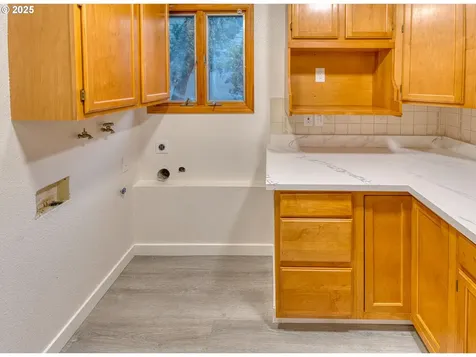 10525 SW 63rd Drive Portland OR 97219
