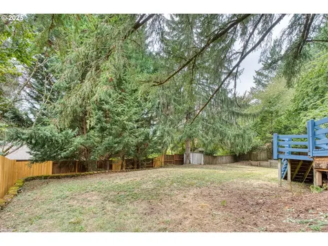 10525 SW 63rd Drive Portland OR 97219