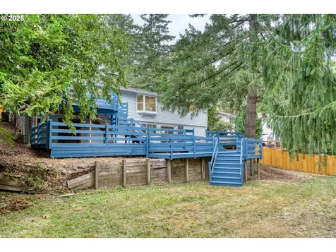 10525 SW 63rd Drive Portland OR 97219