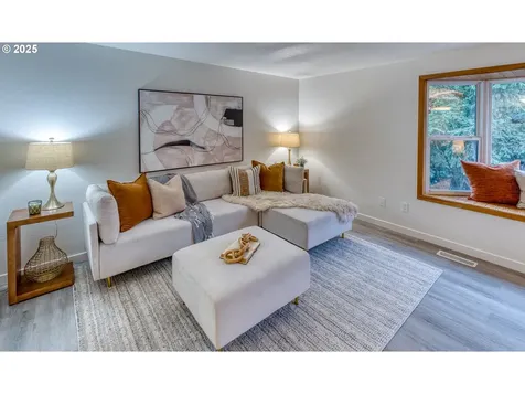 10525 SW 63rd Drive Portland OR 97219