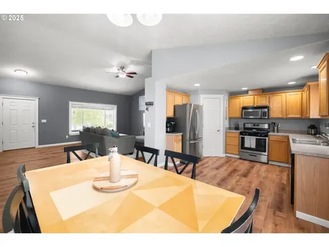 1230 Homestead Place Molalla OR 97038