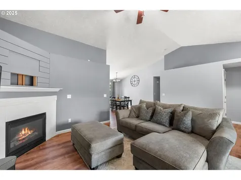 1230 Homestead Place Molalla OR 97038