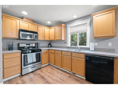 1230 Homestead Place Molalla OR 97038