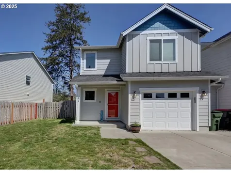 27 NW 6th Place Warrenton OR 97146