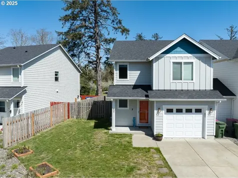 27 NW 6th Place Warrenton OR 97146