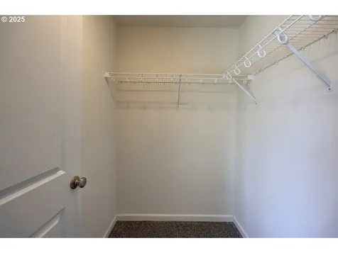 27 NW 6th Place Warrenton OR 97146