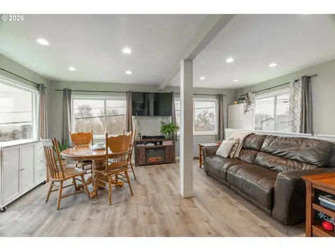 2410 E 12th Street The Dalles OR 97058
