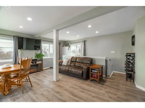 2410 E 12th Street The Dalles OR 97058
