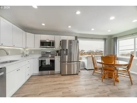 2410 E 12th Street The Dalles OR 97058