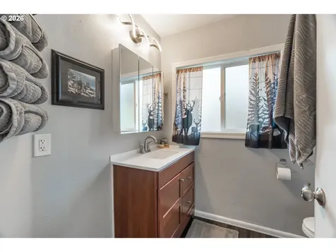 2410 E 12th Street The Dalles OR 97058