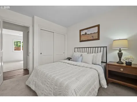 1251 SW Oregon Avenue Dallas OR 97338