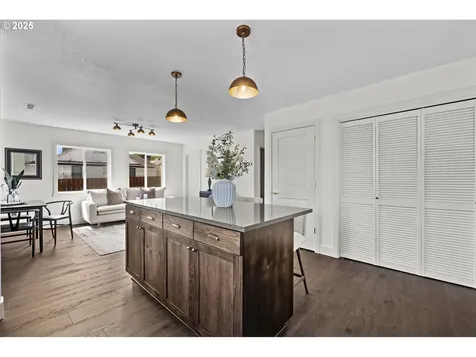 1251 SW Oregon Avenue Dallas OR 97338