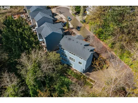 3510 SW Arnold Street Portland OR 97219