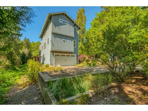 3510 SW Arnold Street Portland OR 97219