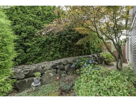 17206 NW Widgi Creek Court Beaverton OR 97006