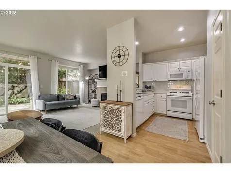 17206 NW Widgi Creek Court Beaverton OR 97006