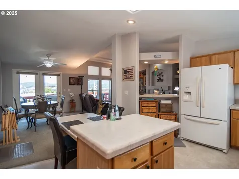 110 Morning Crest Court Roseburg OR 97471