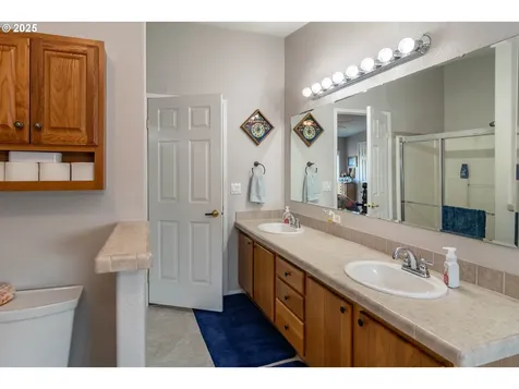 110 Morning Crest Court Roseburg OR 97471