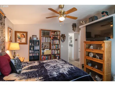 110 Morning Crest Court Roseburg OR 97471
