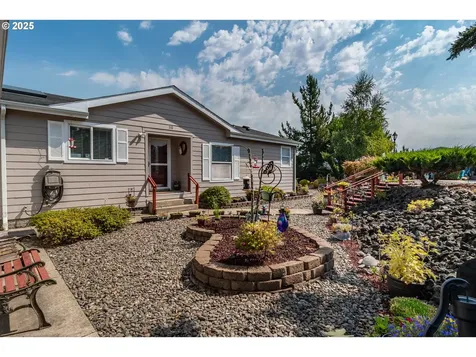110 Morning Crest Court Roseburg OR 97471