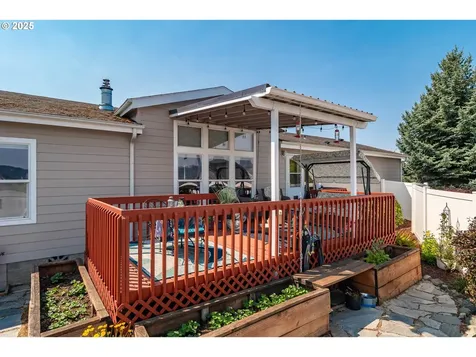 110 Morning Crest Court Roseburg OR 97471