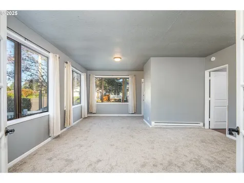 289 Harbor Street Florence OR 97439