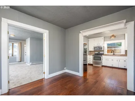 289 Harbor Street Florence OR 97439