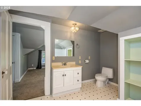 289 Harbor Street Florence OR 97439