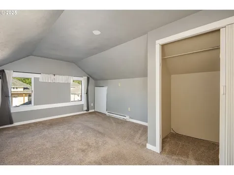 289 Harbor Street Florence OR 97439