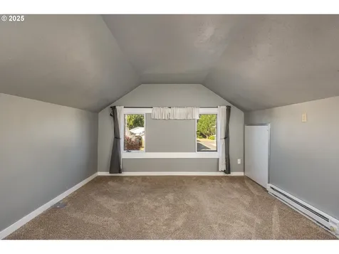 289 Harbor Street Florence OR 97439