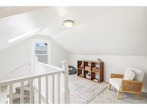 3557 NE Hollyrood Court Portland OR 97212