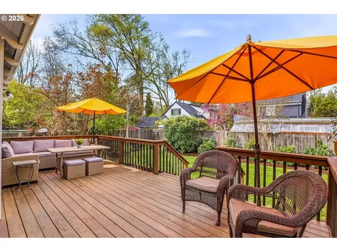 3557 NE Hollyrood Court Portland OR 97212