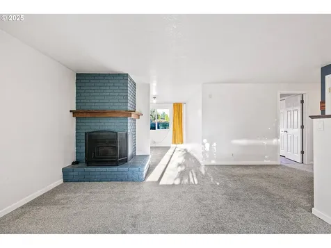 943 Saville Avenue Eugene OR 97404
