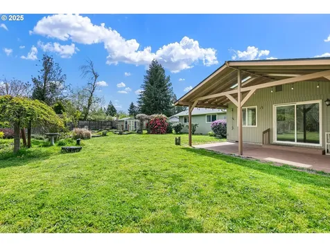 943 Saville Avenue Eugene OR 97404