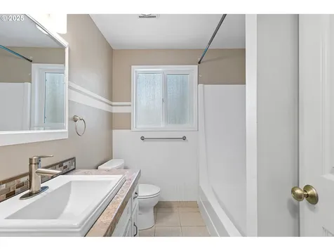 943 Saville Avenue Eugene OR 97404